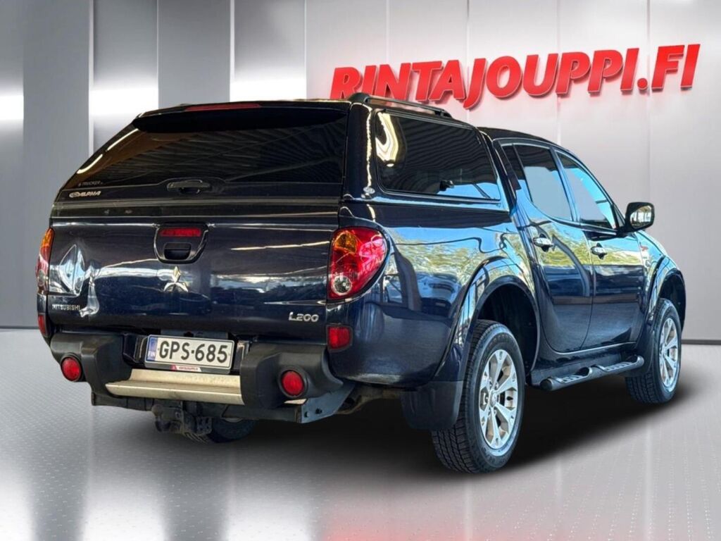 Mitsubishi L200 2012 Sininen