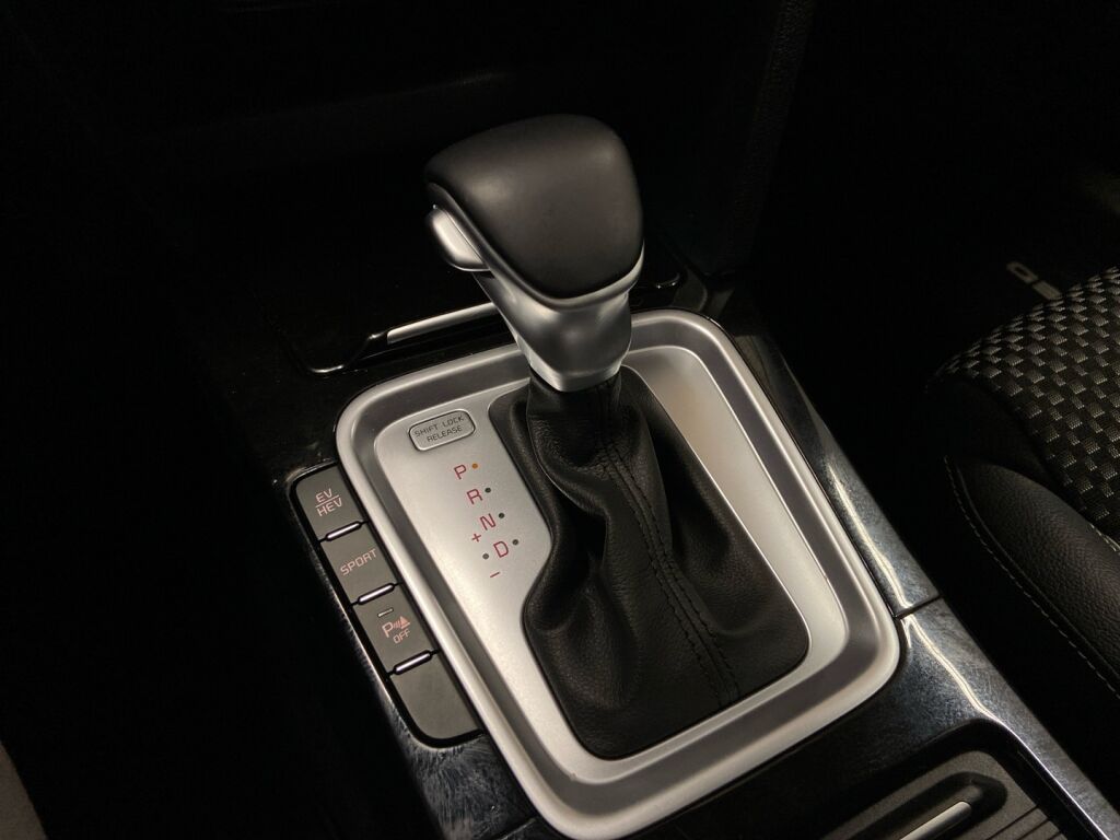 Kia XCeed 2020 Harmaa