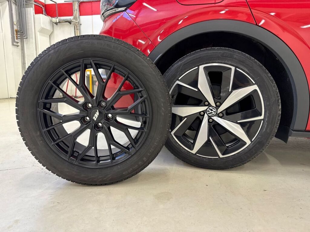Volkswagen ID.5 2022 Punainen