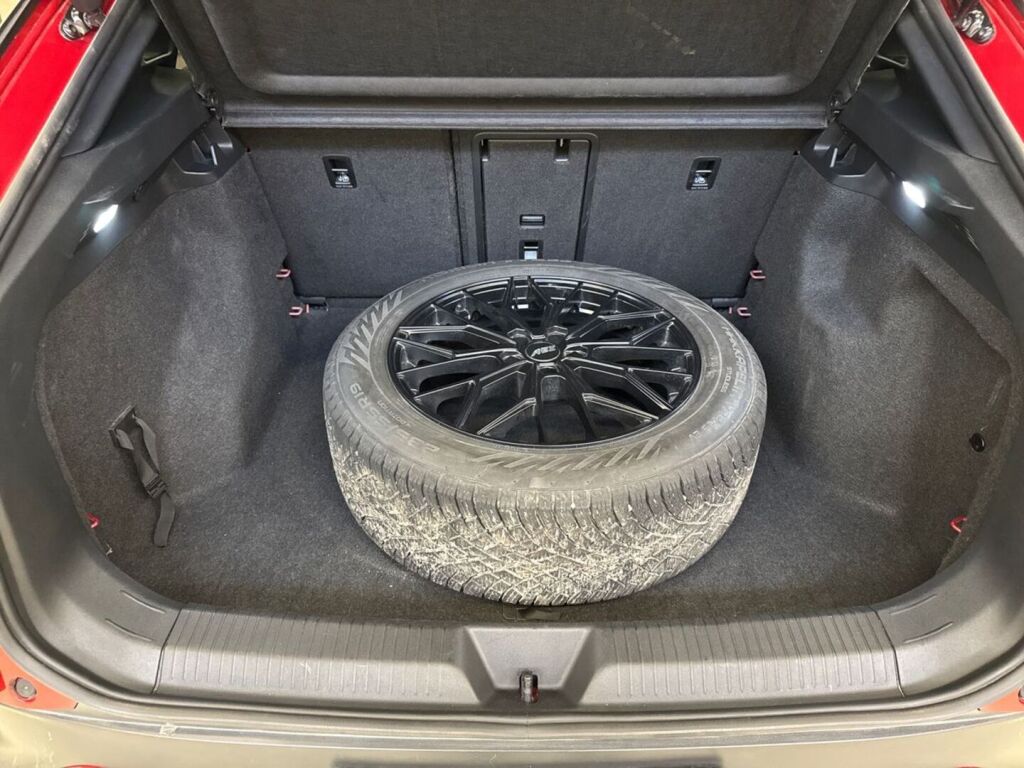 Volkswagen ID.5 2022 Punainen