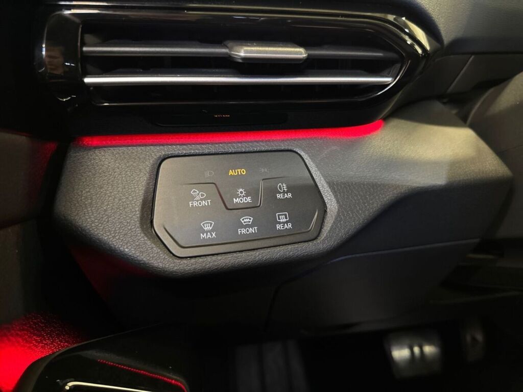 Volkswagen ID.5 2022 Punainen