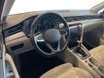Volkswagen Passat 2020 Valkoinen