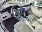 Volkswagen Passat 2020 Valkoinen
