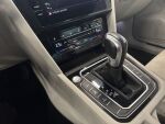 Volkswagen Passat 2020 Valkoinen