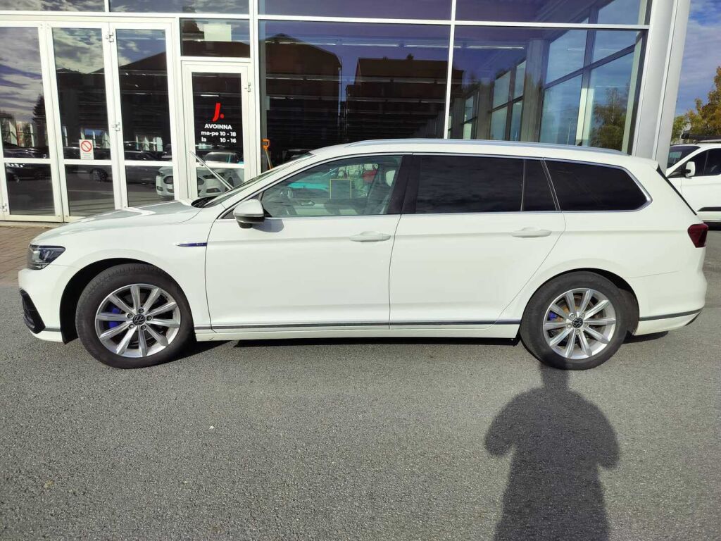 Volkswagen Passat 2020 Valkoinen