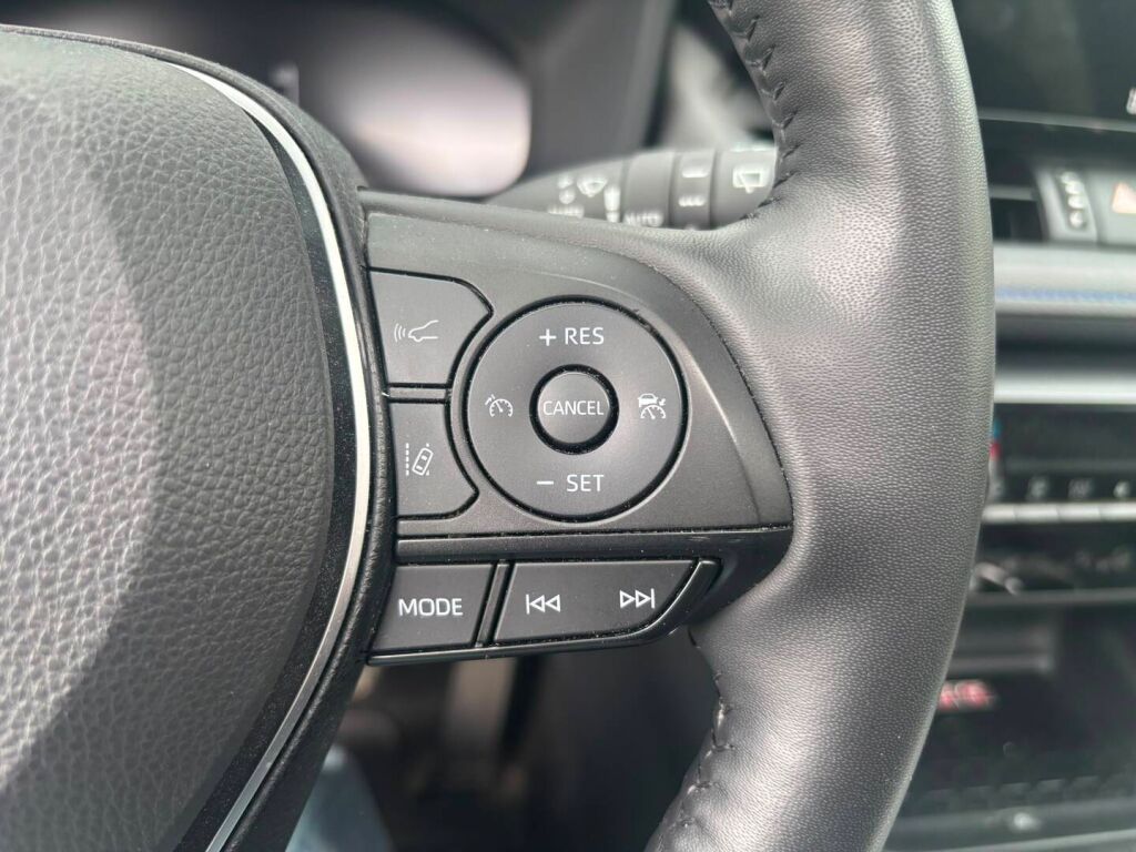 Toyota RAV4 2024 Valkoinen