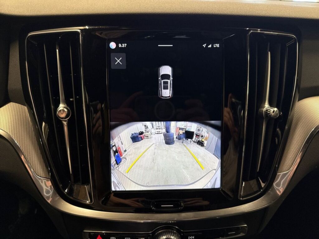 Volvo V60 2024 Ruskea (beige)