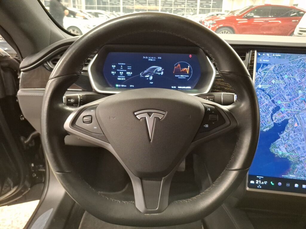 Tesla Model S 2018 Musta