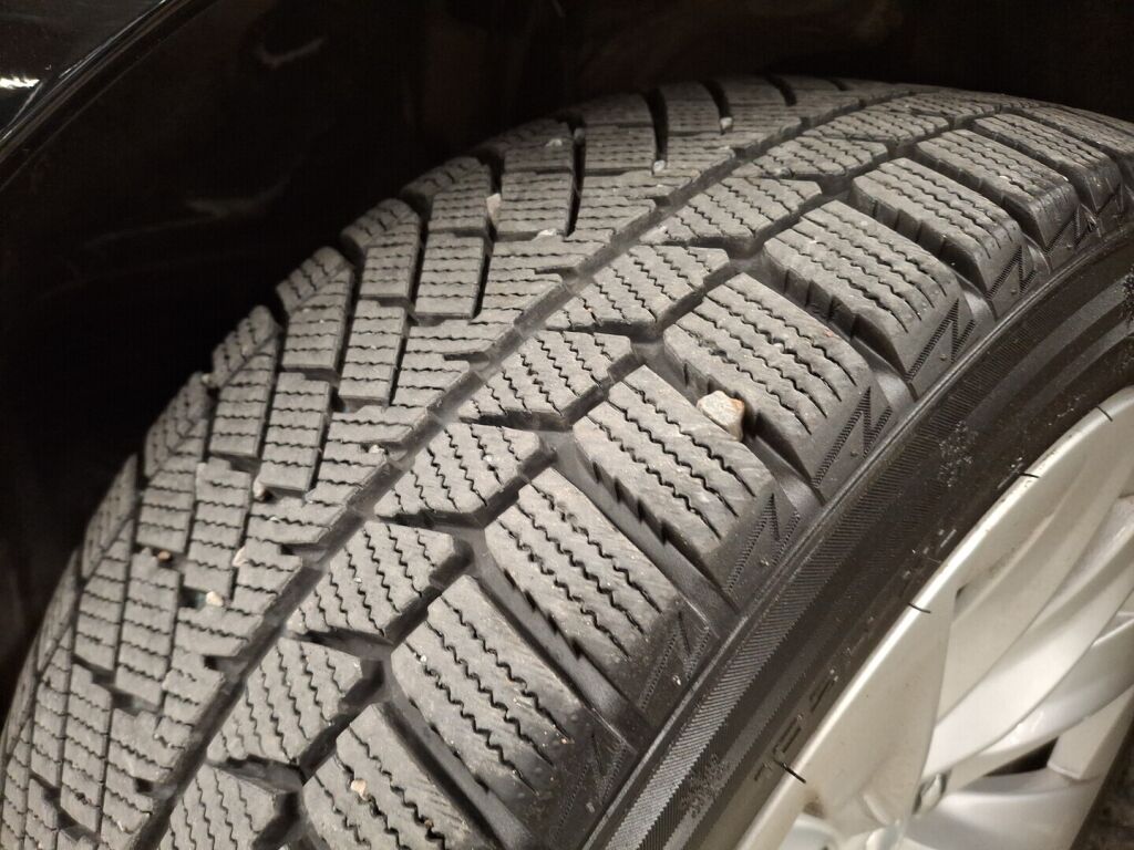 Tesla Model S 2018 Musta