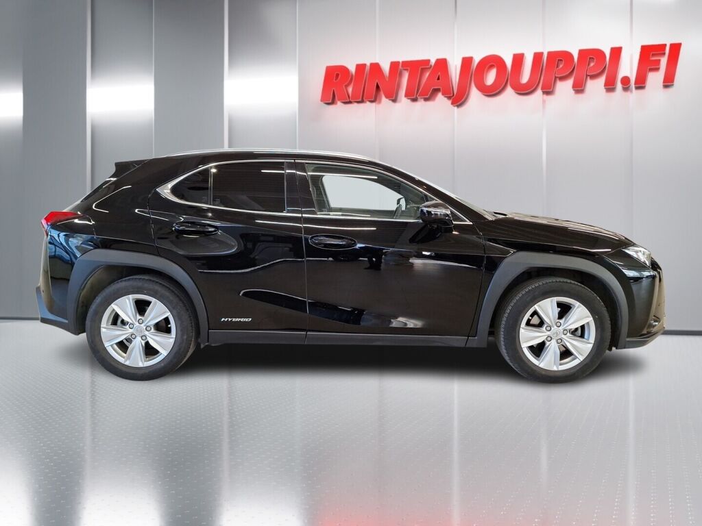 Lexus UX 2020 Musta