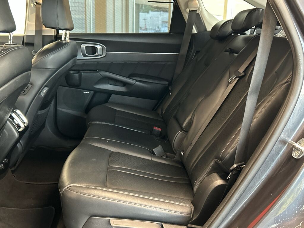 Kia Sorento 2021 Harmaa