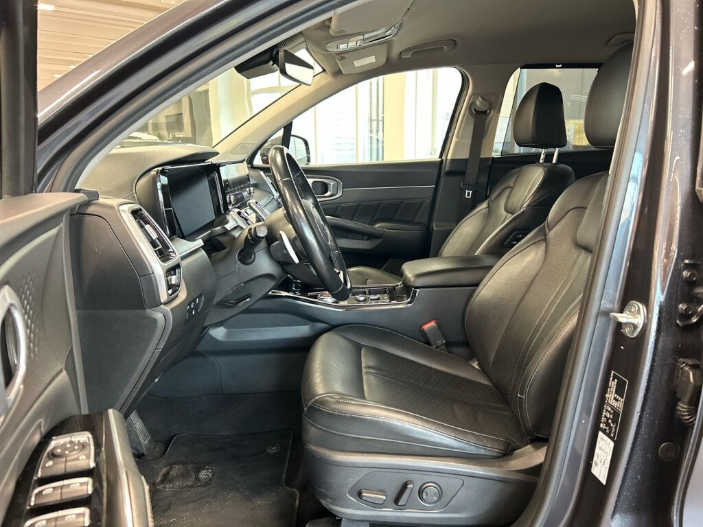 Kia Sorento 2021 Harmaa