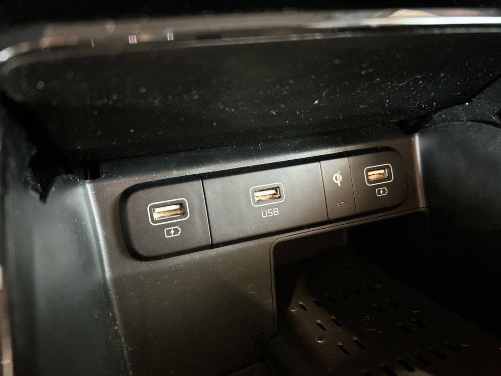 Kia Sorento 2021 Harmaa