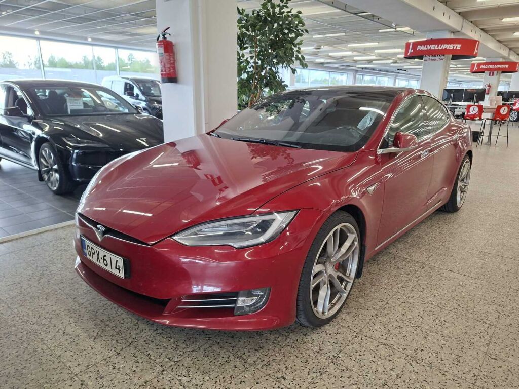 Tesla Model S 2019 Punainen