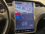 Tesla Model S 2019 Punainen