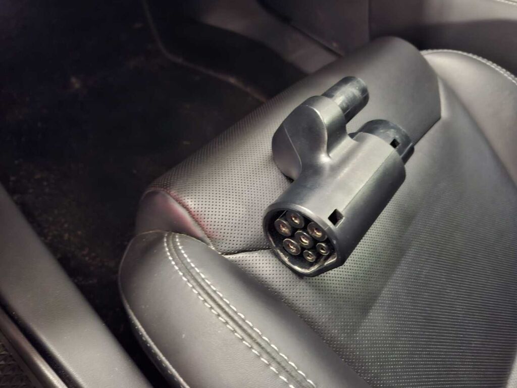 Tesla Model S 2019 Punainen