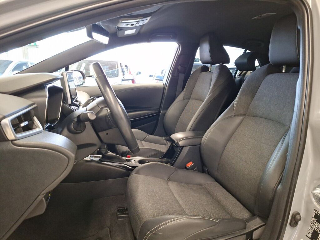 Toyota Corolla 2022 Harmaa