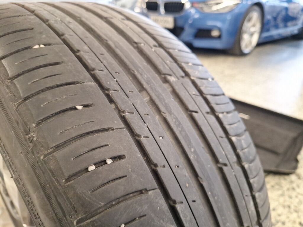 Toyota Corolla 2022 Harmaa