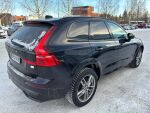 Volvo XC60 2022 Musta
