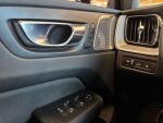 Volvo XC60 2022 Musta