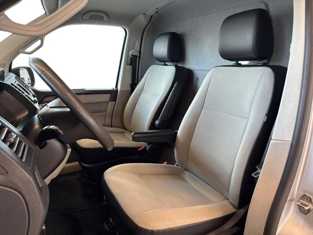 Volkswagen Transporter 2016 Hopea