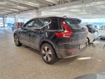 Volvo XC40 2021 Musta