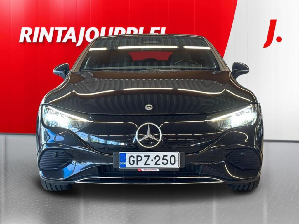 Mercedes-Benz EQE 2022 Musta