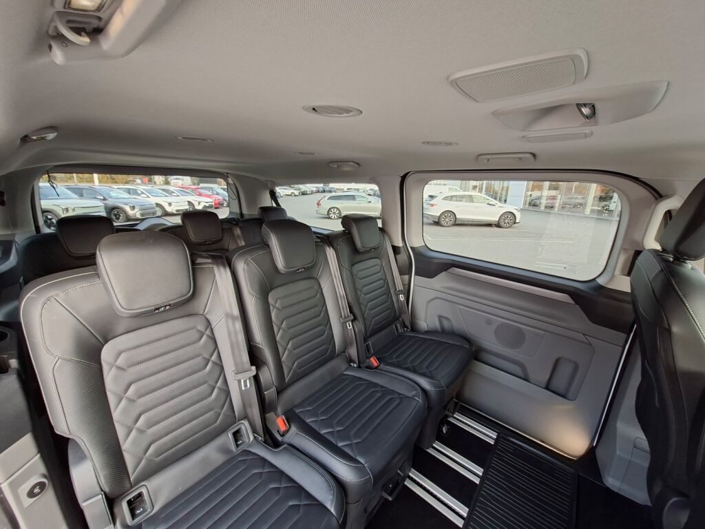 Ford Tourneo Custom 2024 Frozen White