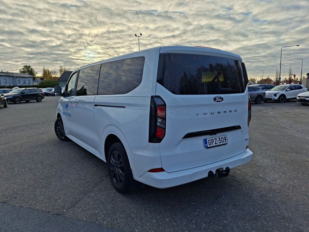 Ford Tourneo Custom 2024 Frozen White