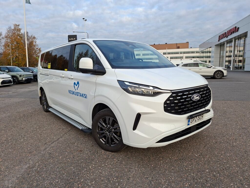 Ford Tourneo Custom 2024 Frozen White