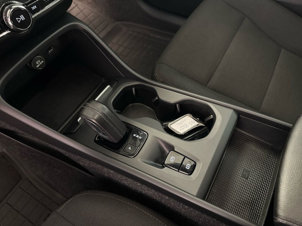 Volvo XC40 2020 Valkoinen