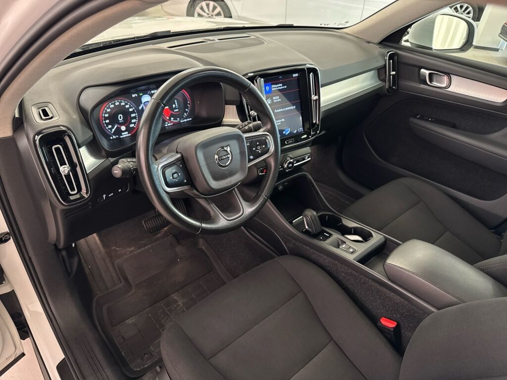 Volvo XC40 2020 Valkoinen
