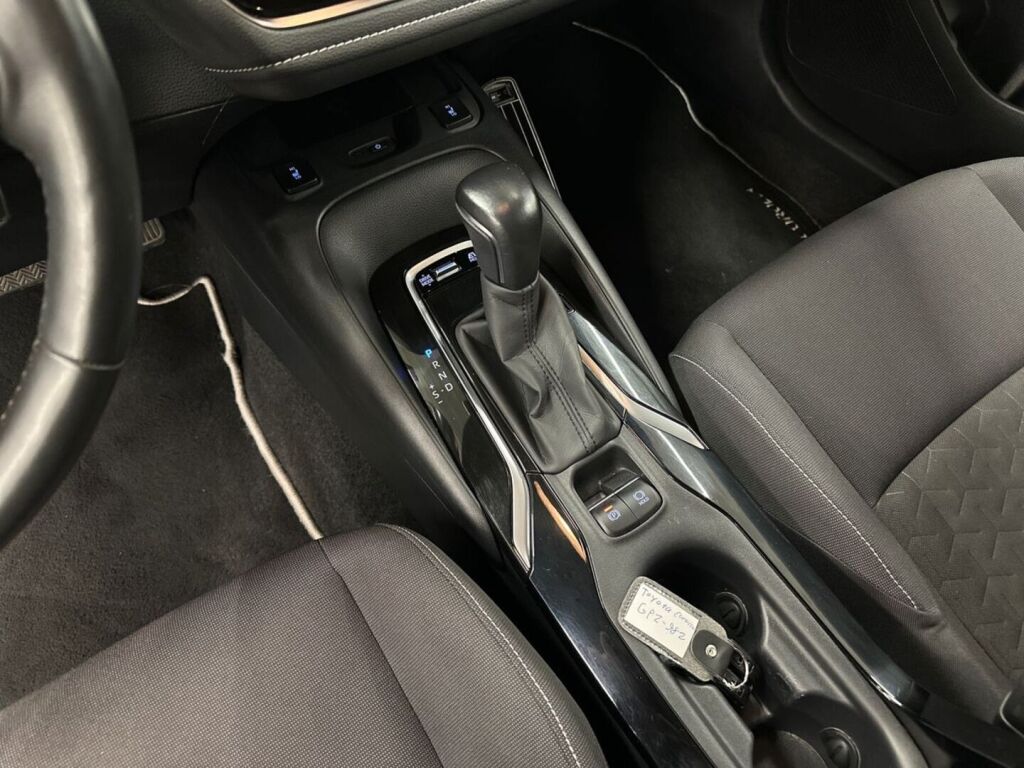 Toyota Corolla 2020 Harmaa