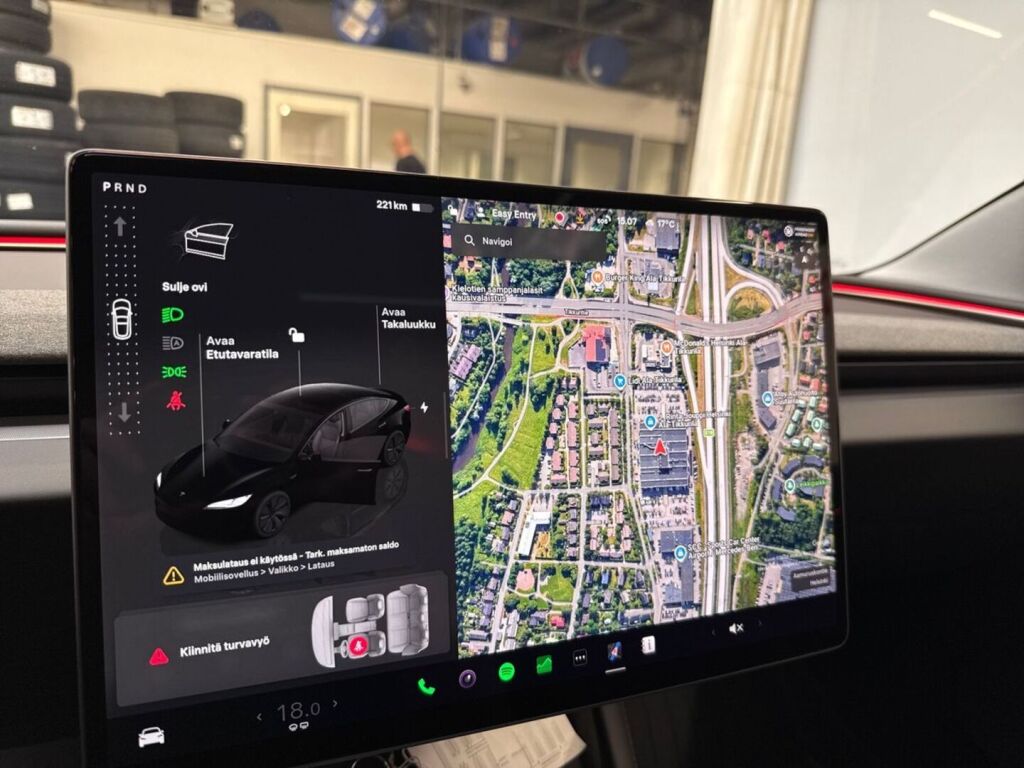 Tesla Model 3 2025 Musta