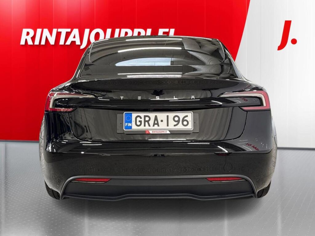 Tesla Model 3 2025 Musta