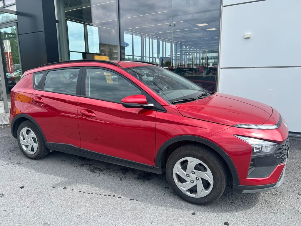 Hyundai BAYON Cross 2025 Punainen