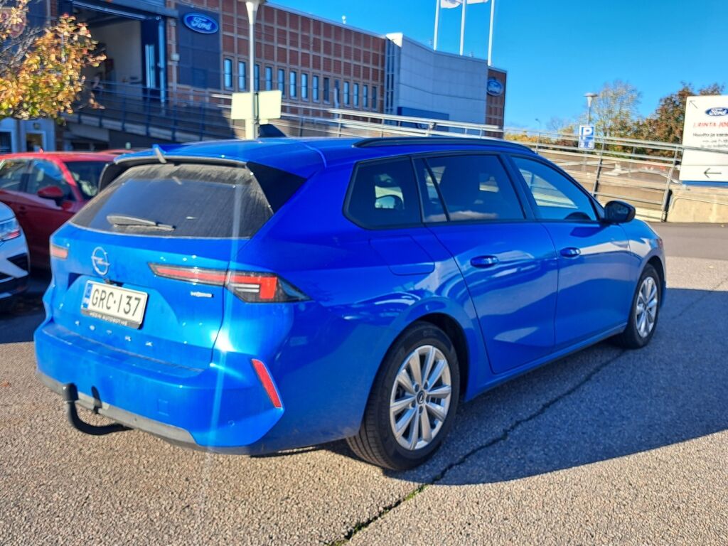 Opel Astra 2025 Sininen
