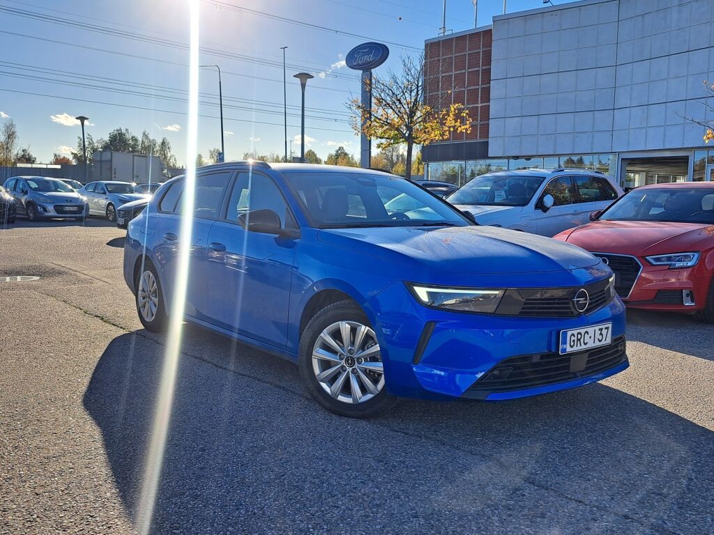 Opel Astra 2025 Sininen