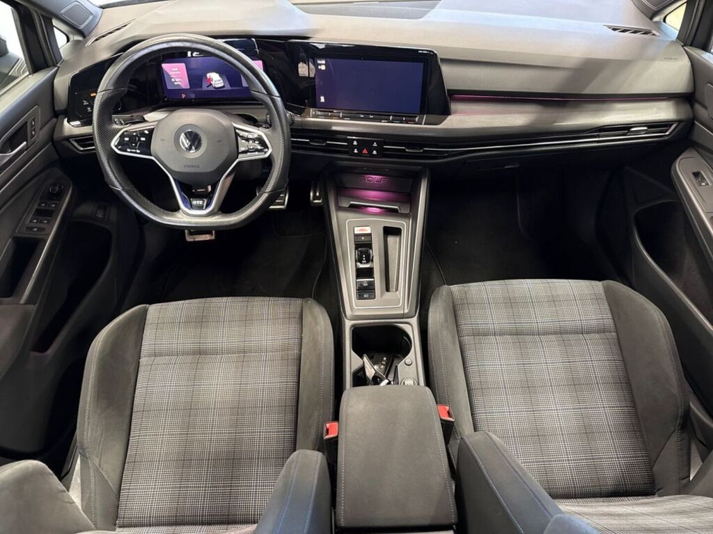Volkswagen Golf 2021 Harmaa