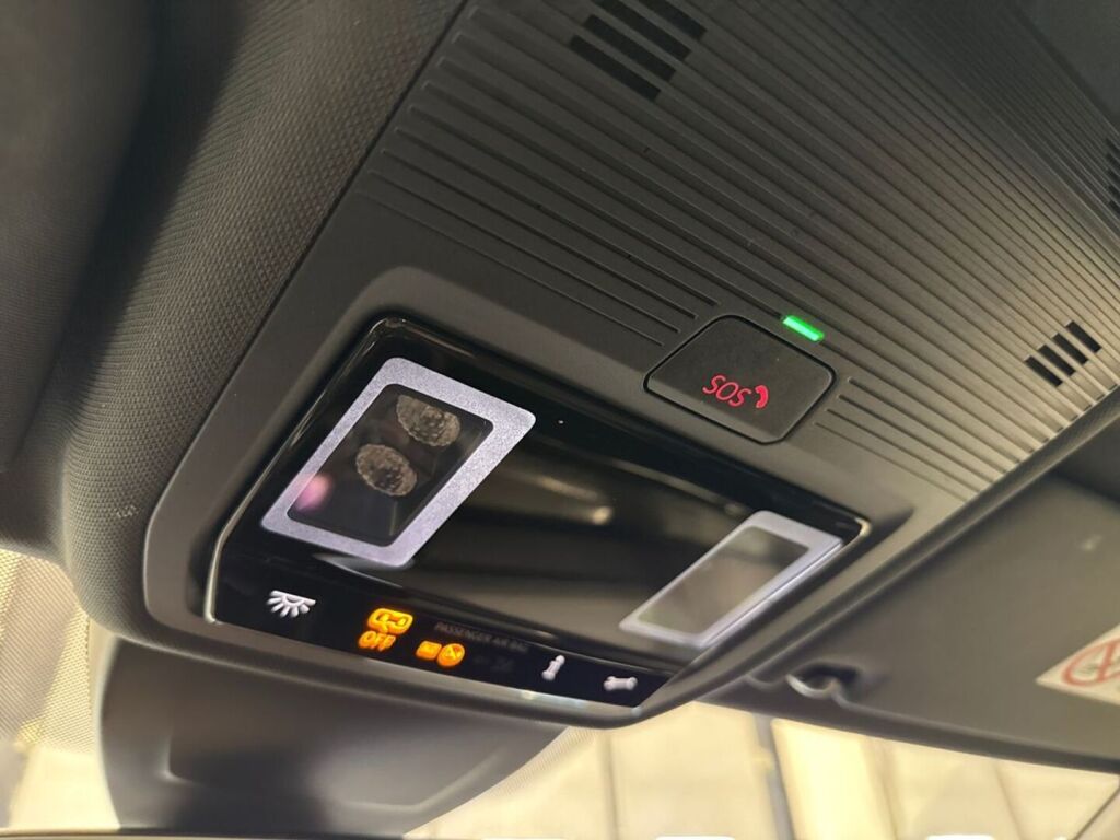 Volkswagen Golf 2021 Harmaa