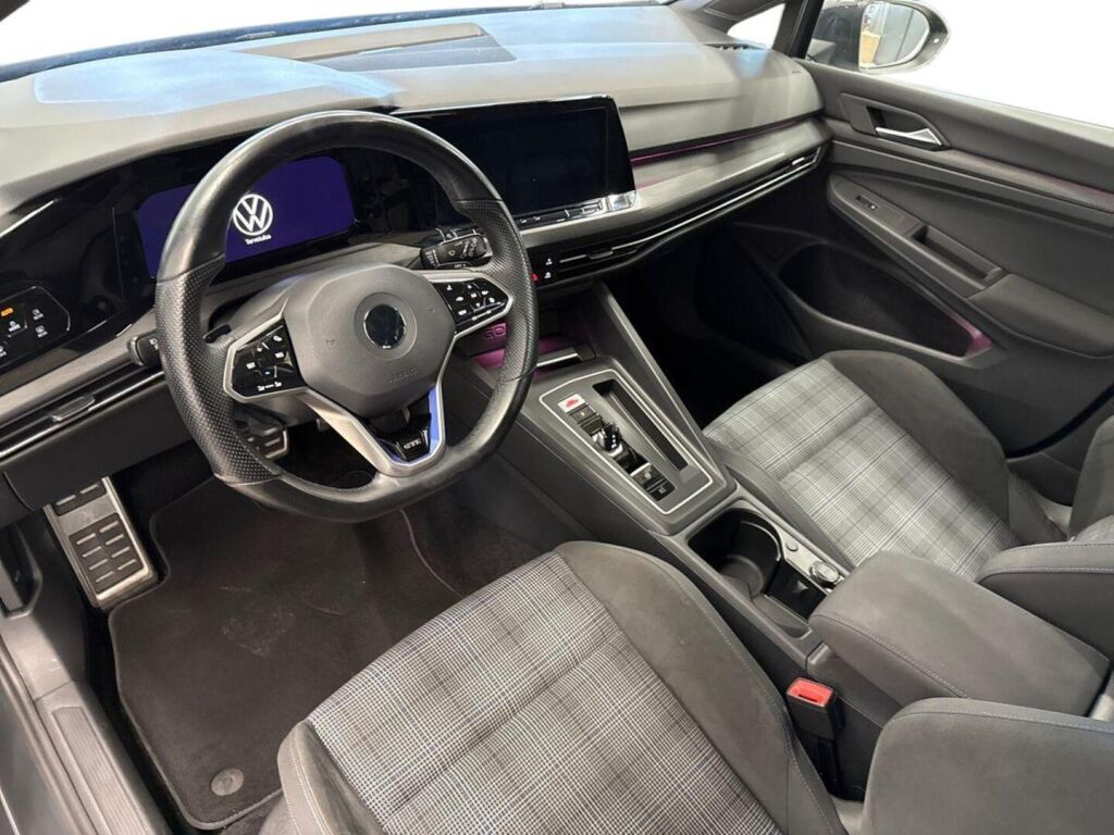 Volkswagen Golf 2021 Harmaa