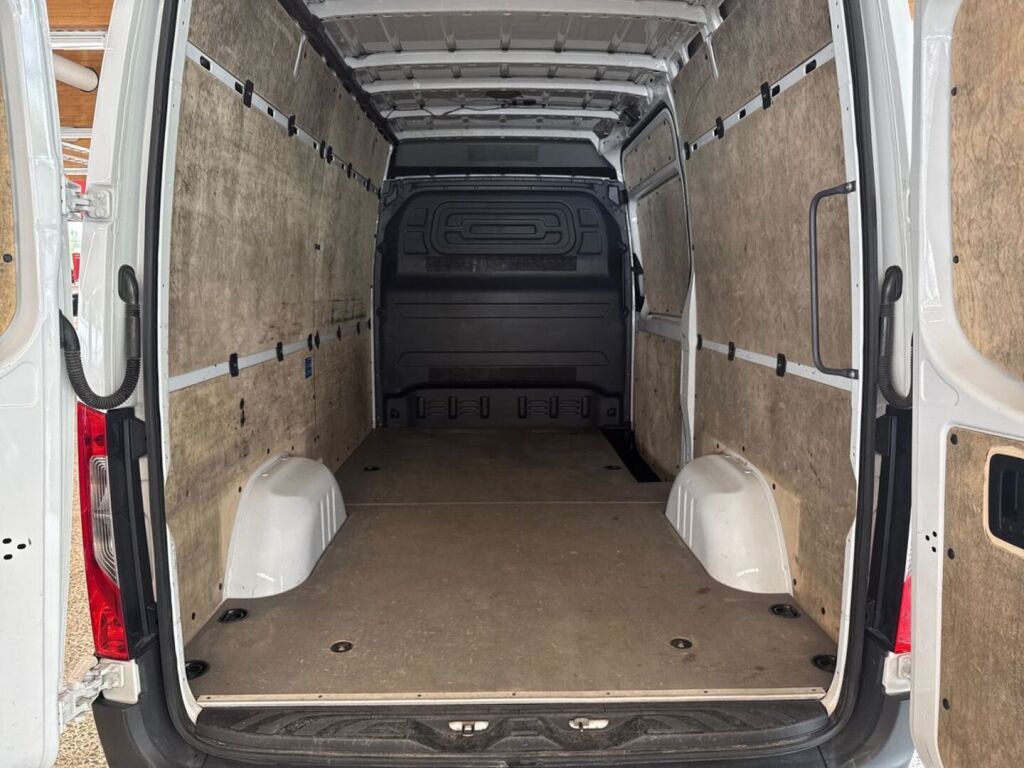 Mercedes-Benz Sprinter 2022 Valkoinen