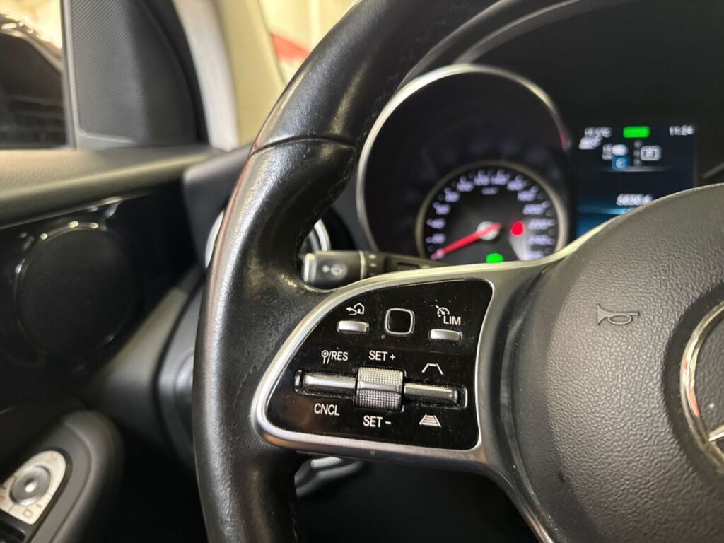 Mercedes-Benz GLC 2020 Musta