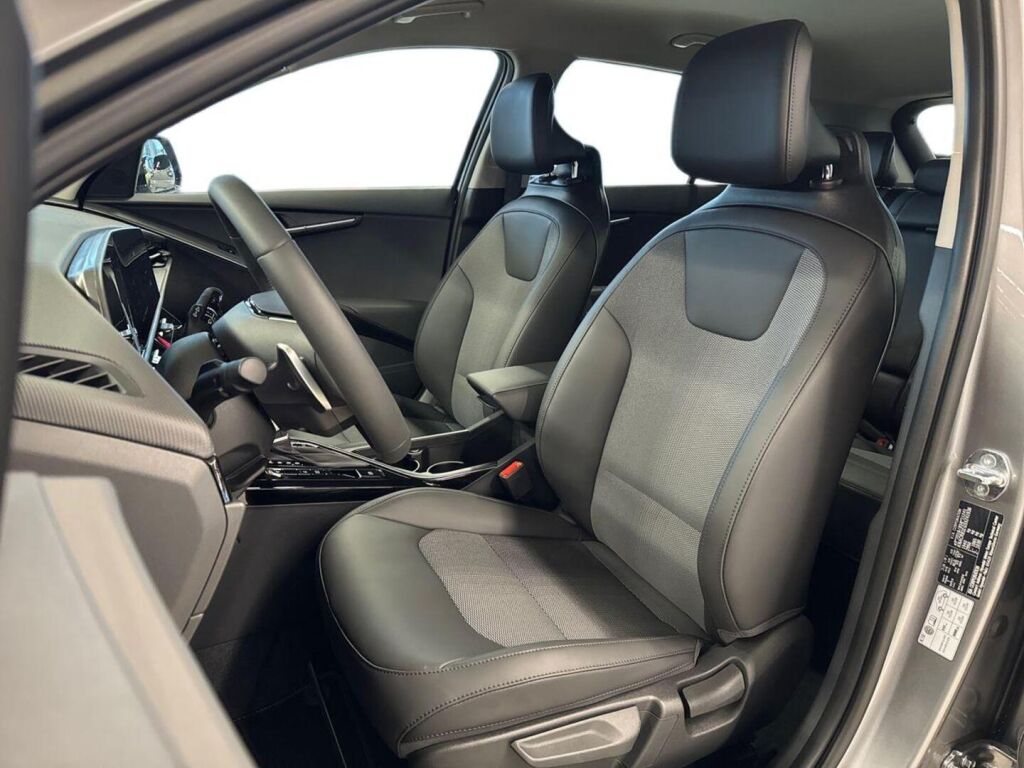 Kia Niro 2025 Harmaa