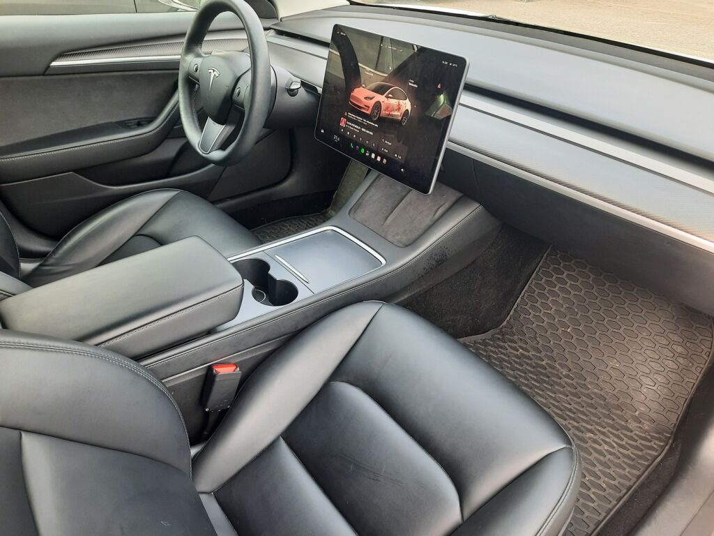 Tesla Model 3 2022 Valkoinen