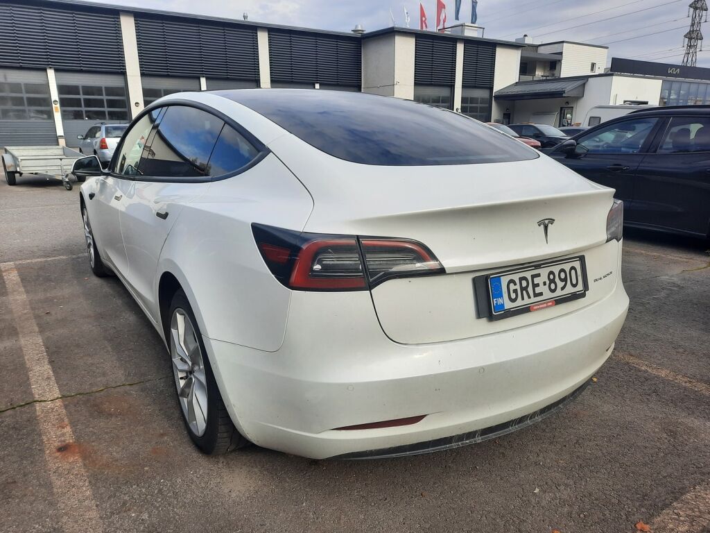 Tesla Model 3 2022 Valkoinen
