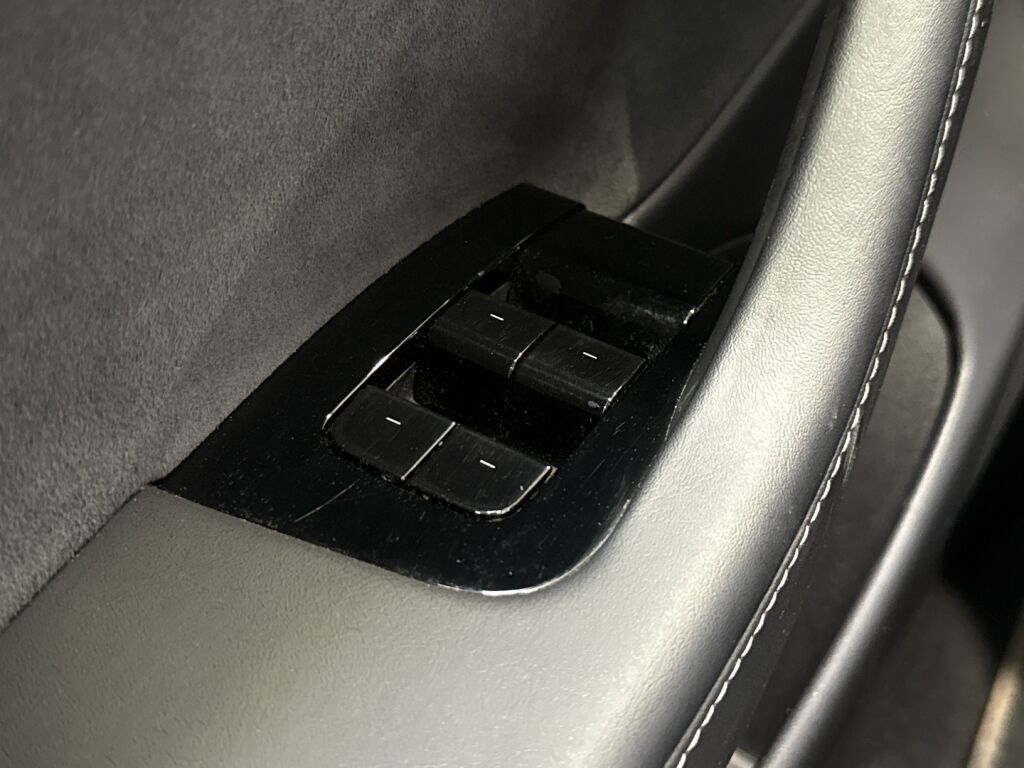 Tesla Model 3 2019 Valkoinen