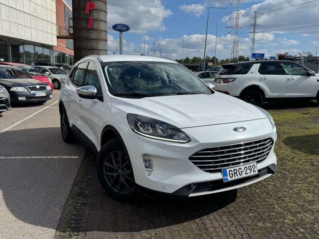 Ford Kuga 2022 Valkoinen