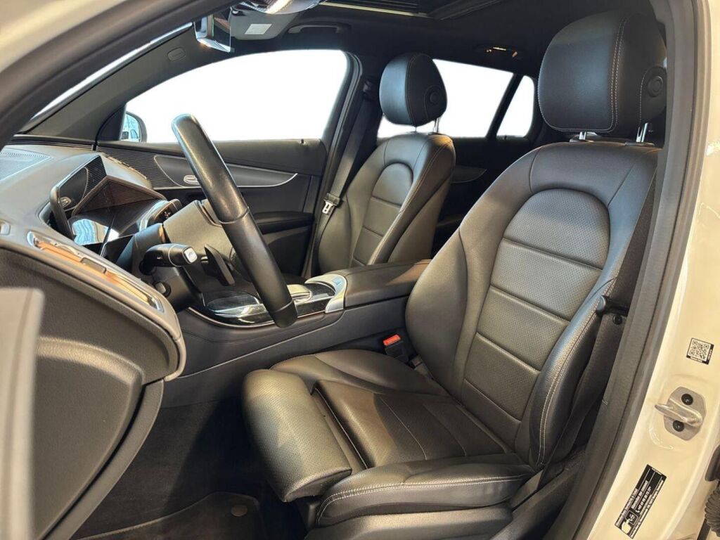 Mercedes-Benz EQC 2021 Valkoinen