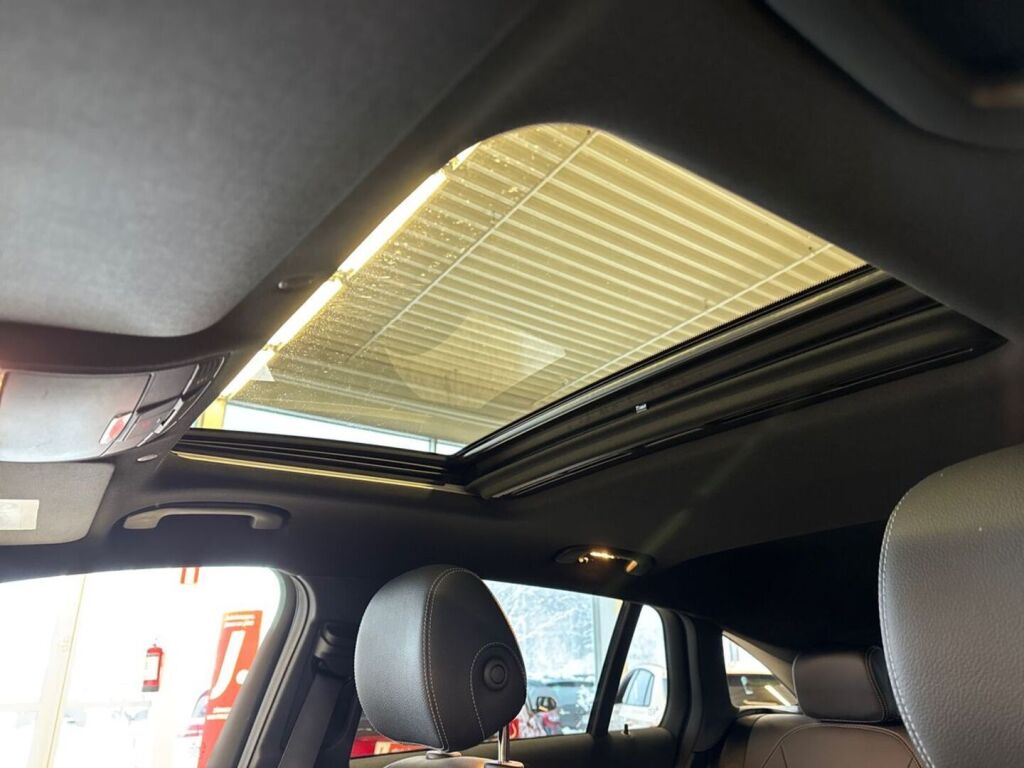 Mercedes-Benz EQC 2021 Valkoinen